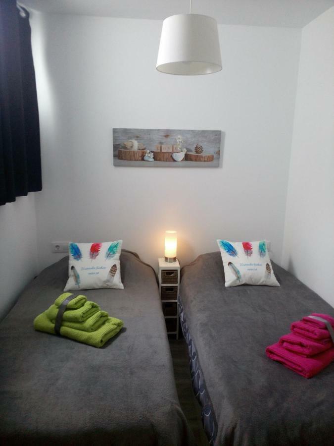 Apartment Island Paradise 아데제 외부 사진