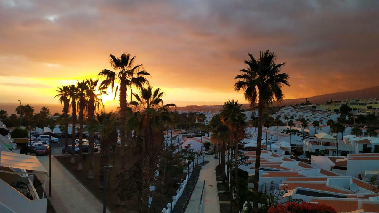 Apartment Island Paradise 아데제 외부 사진